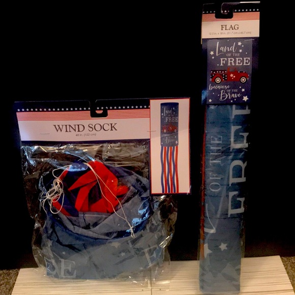 Wind Sock & Flag 2 Pcs Set- “Land of the Free because of the Brave” NWT - Picture 7 of 7